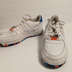 Nike Air Force 1 LV8 GS Swooshes DM7597-100 | Size 6y.